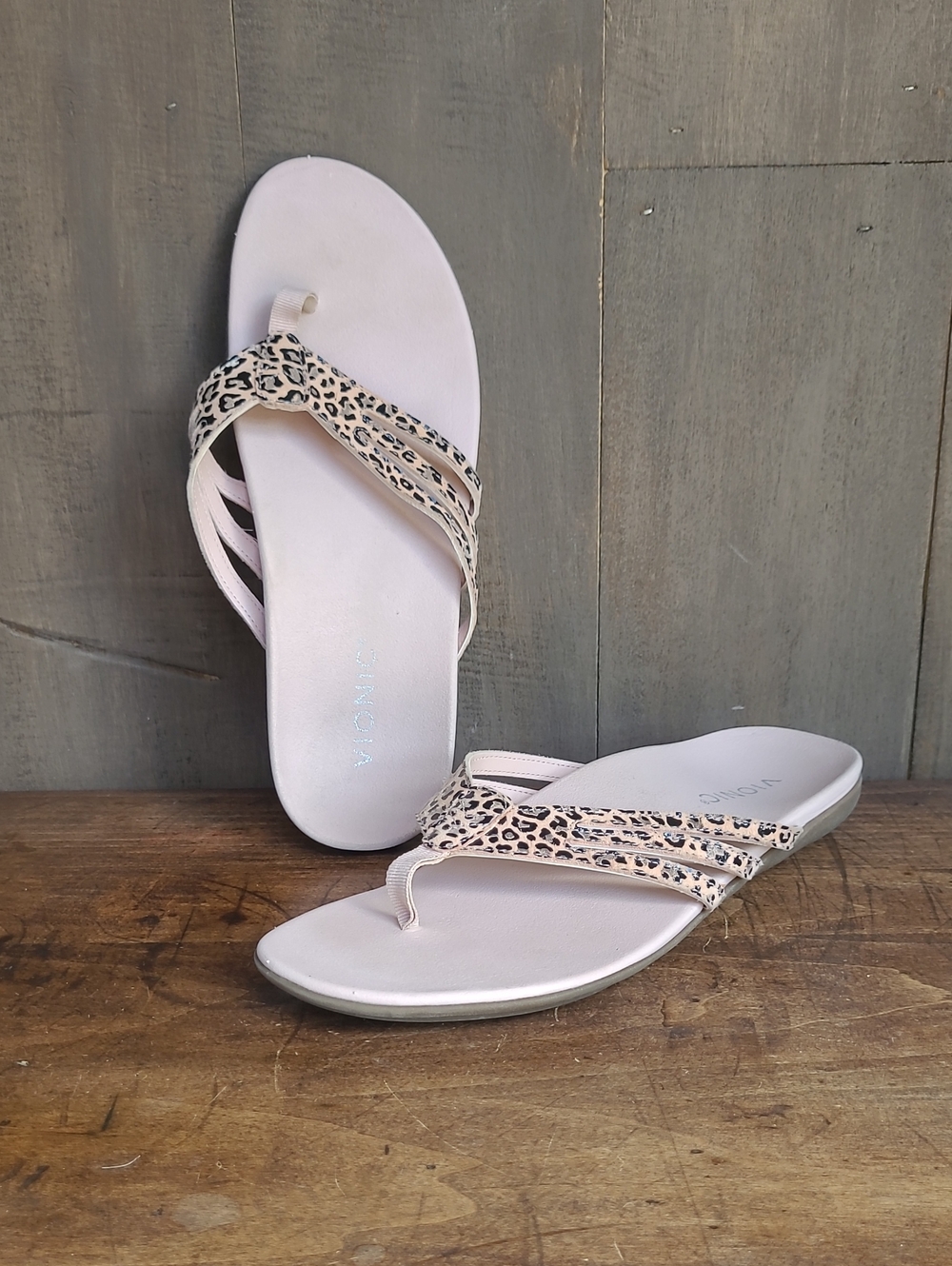 EUC Vionic Alta PSR Leopard Sandal Women's sz 8.5 Flip Flop Sandal